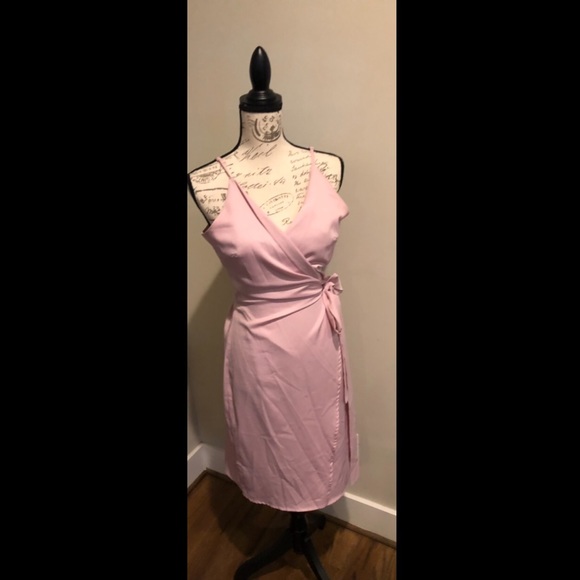 Deep Blush chic me wrap dress - Picture 10 of 13